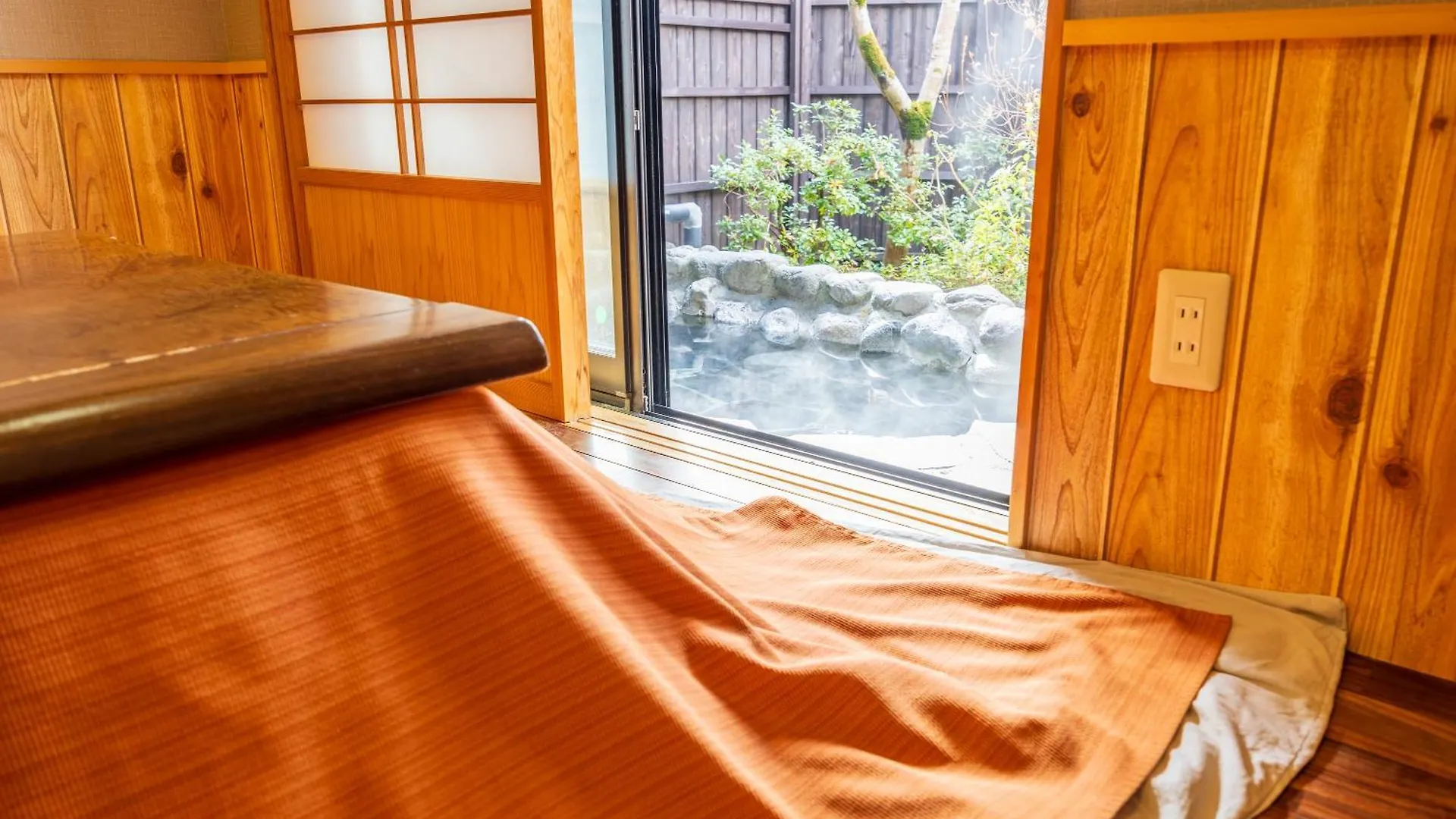 ホテル 箱根 仙石原 品の木 一の湯 旅館